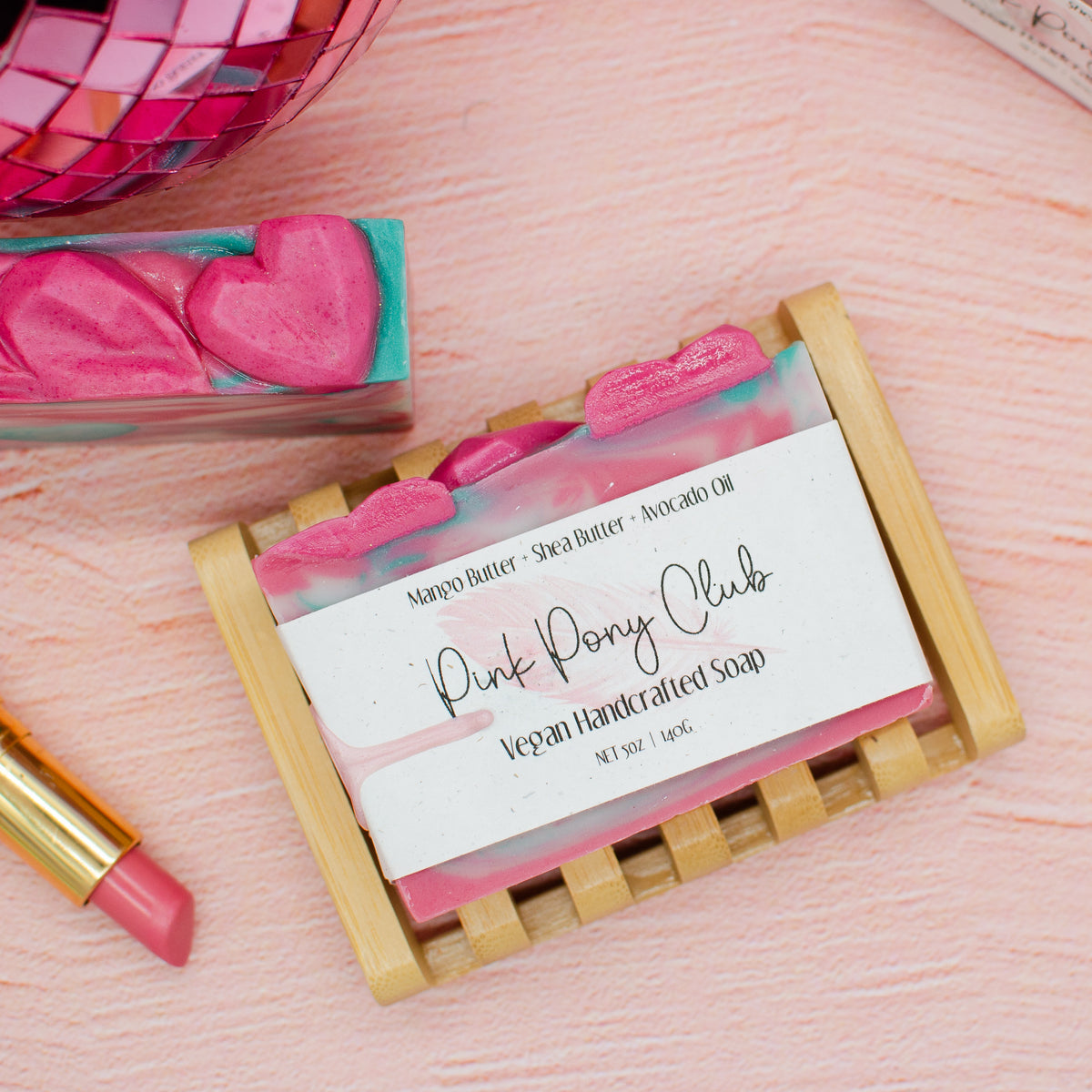 Pink Pony Club Soap: fruity vegan soap bar scented with clementine and apricot (photo 2)