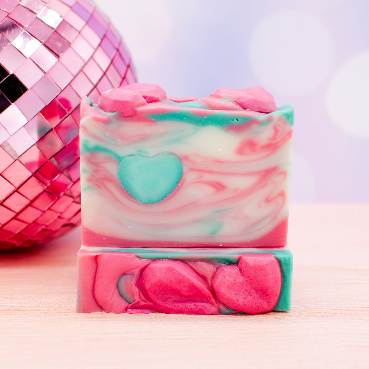 Pink Pony Club Soap: fruity vegan soap bar scented with clementine and apricot (photo 3)