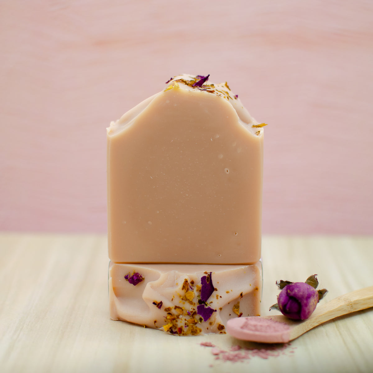 Pink Clay Face and Body Soap: pink kaolin clay and goat's milk soap for sensitive skin (photo 2)