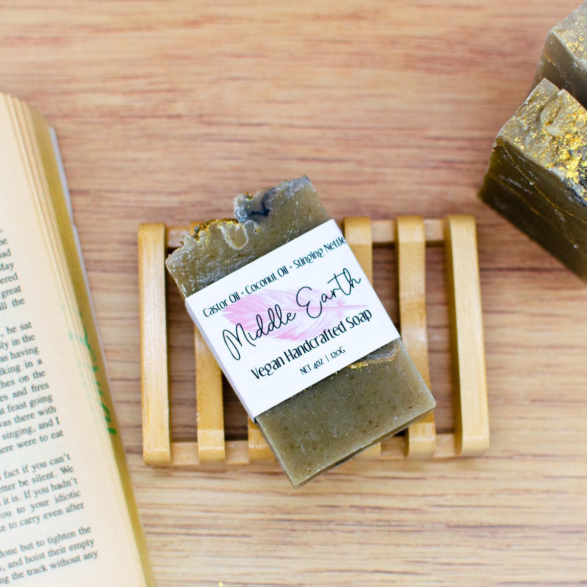 Middle Earth Soap: nettle and indigo soap bar with gold swirls (photo 2)