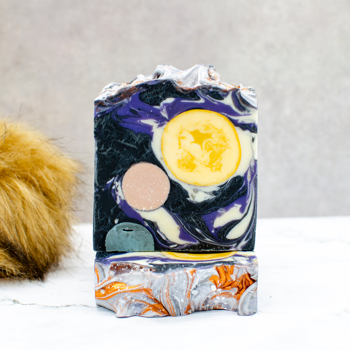 Final Frontier Soap: vegan soap bar with galaxy-like planetary swirls (photo 4)