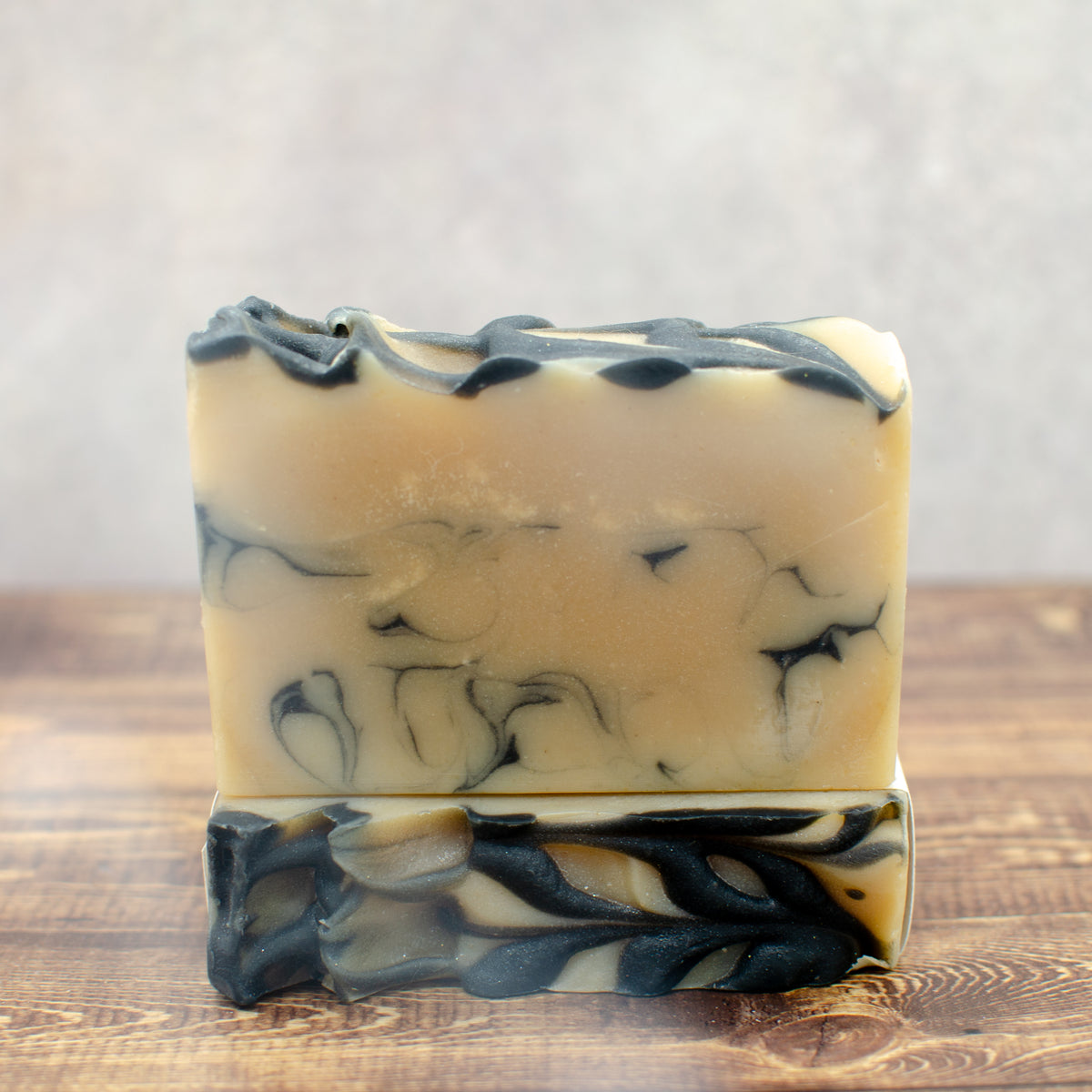 Will-o'-the-Wisp Goat's Milk Soap: goat's milk and activated charcoal soap bar (photo 3)